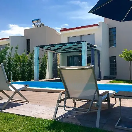 W Pool Halkidiki Villa