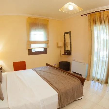 W Pool Halkidiki Villa
