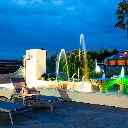 W Pool Halkidiki * Pefkochori